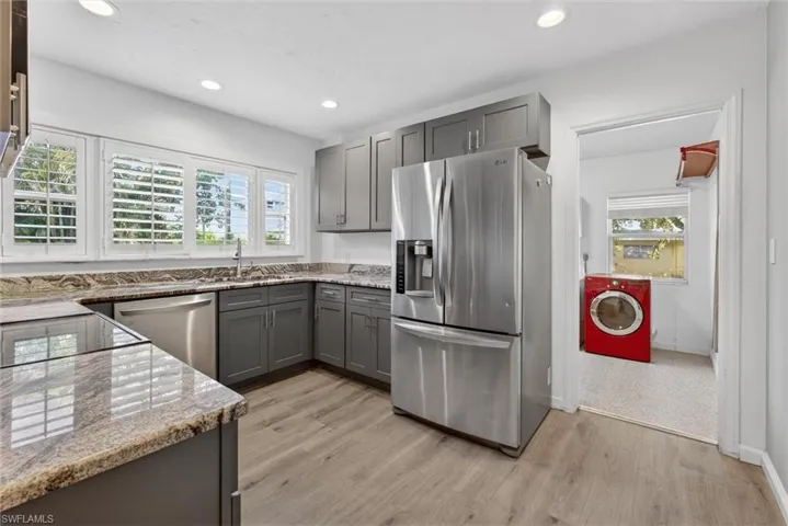 1420  Maravilla  AVE, Fort Myers, FL 33901