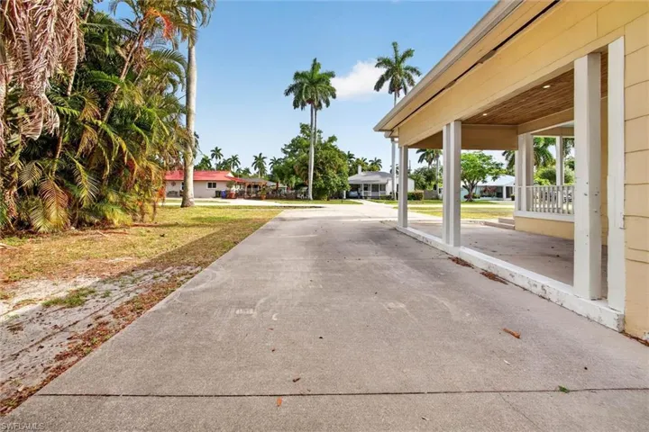 Plenty of room for parking.
