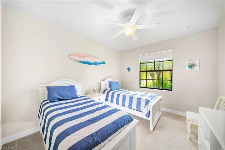 1221 Briarwood Ct, Naples, Florida 34104