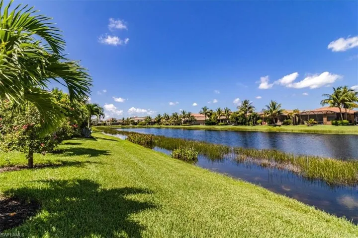13663  Mandarin  CIR, Naples, FL 34109