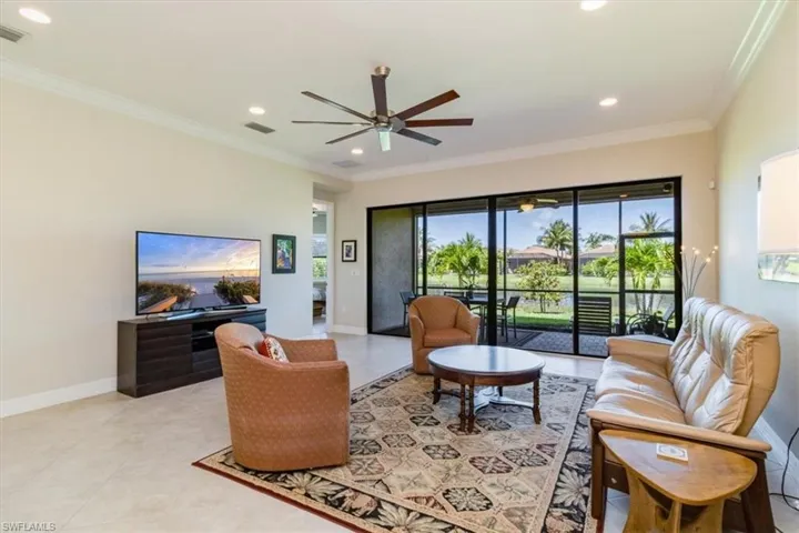 13663  Mandarin  CIR, Naples, FL 34109