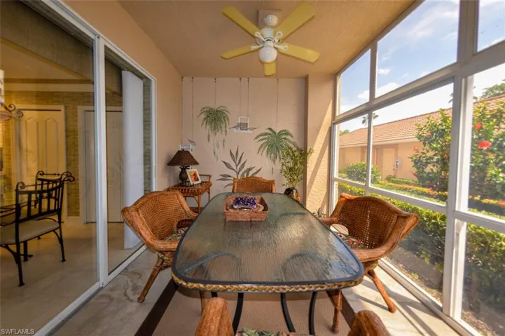 Sunroom with ceiling fan