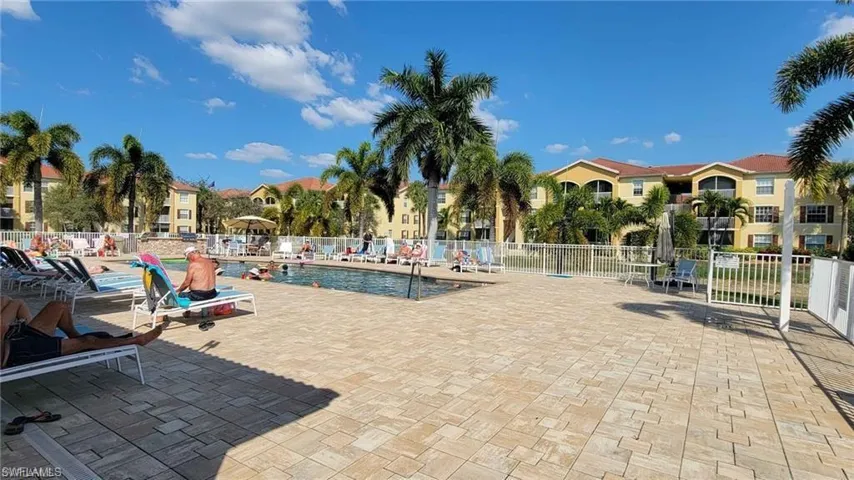 4122 Residence Dr # 104, Fort Myers Fl 33901