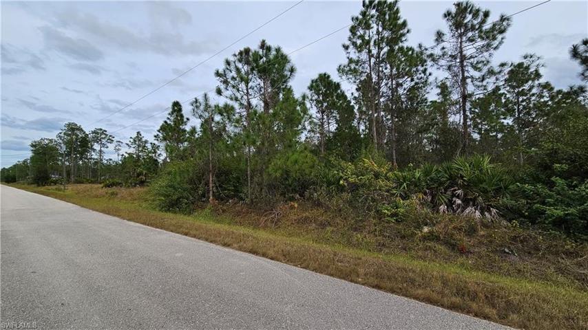 1208 Maple AVE N, LEHIGH ACRES FL 33972