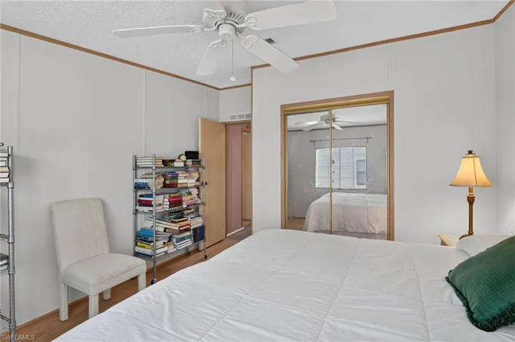 14505 Nathan Hale Ln 475, North Fort Myers, Florida 33917