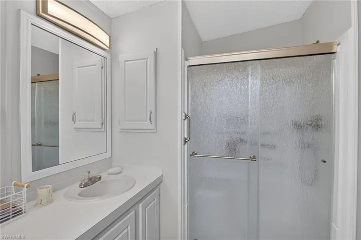 14505 Nathan Hale Ln 475, North Fort Myers, Florida 33917