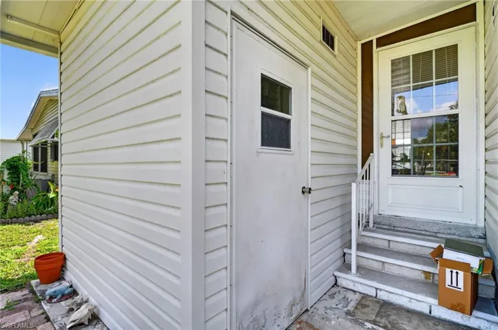 14505 Nathan Hale Ln 475, North Fort Myers, Florida 33917