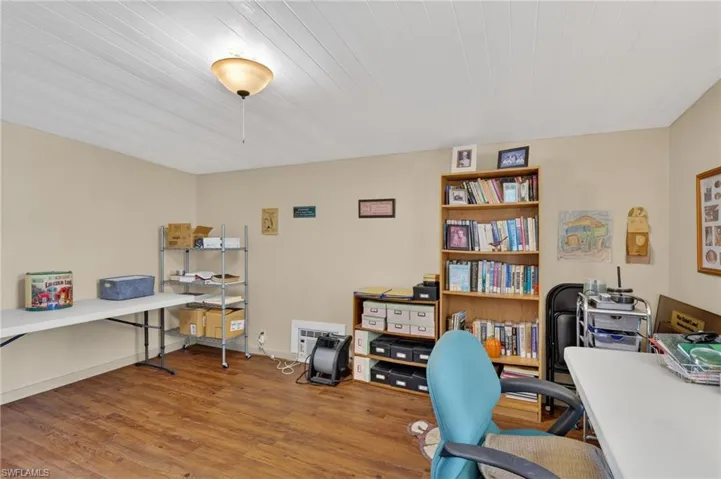 14505 Nathan Hale Ln 475, North Fort Myers, Florida 33917