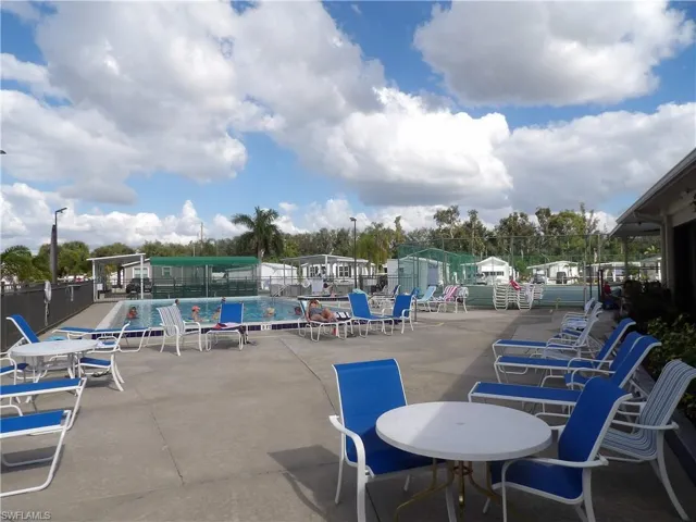 Community pool