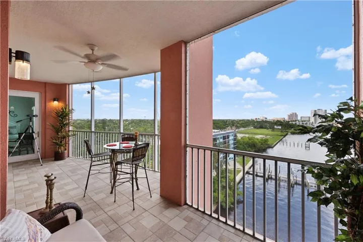 2743  1st  ST, Fort Myers, FL 33916