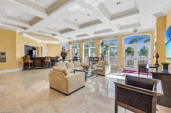 2743  1st  ST, Fort Myers, FL 33916