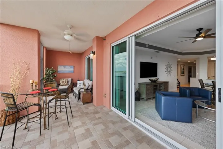 2743  1st  ST, Fort Myers, FL 33916