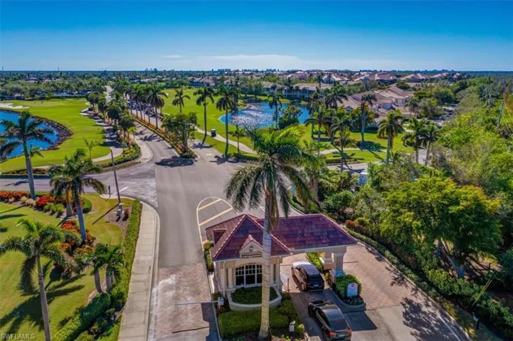 16165  Edgemont  DR, Fort Myers, FL 33908