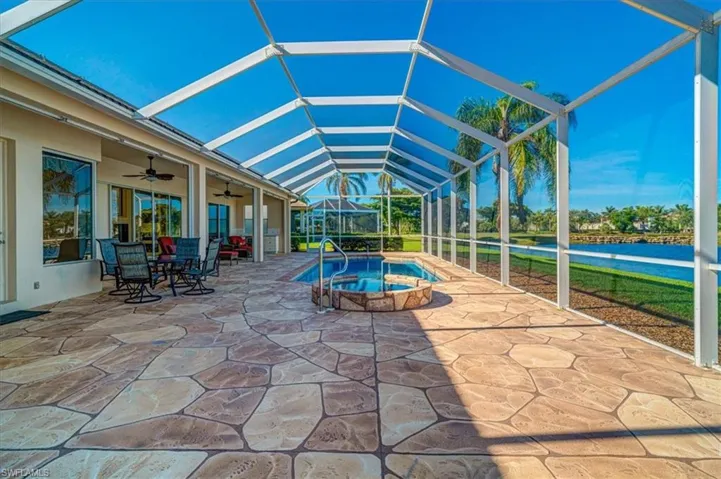 16165  Edgemont  DR, Fort Myers, FL 33908