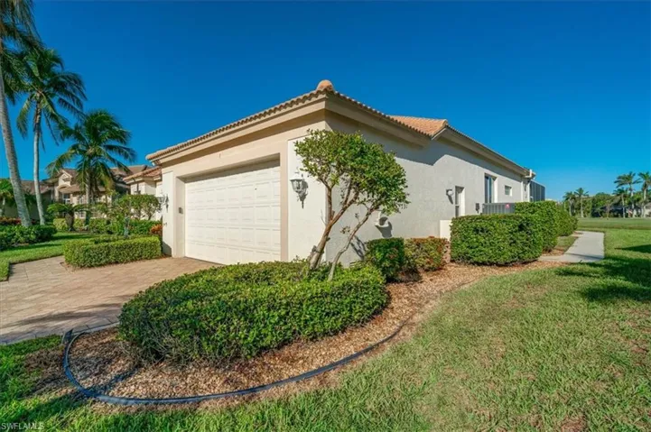 16165  Edgemont  DR, Fort Myers, FL 33908