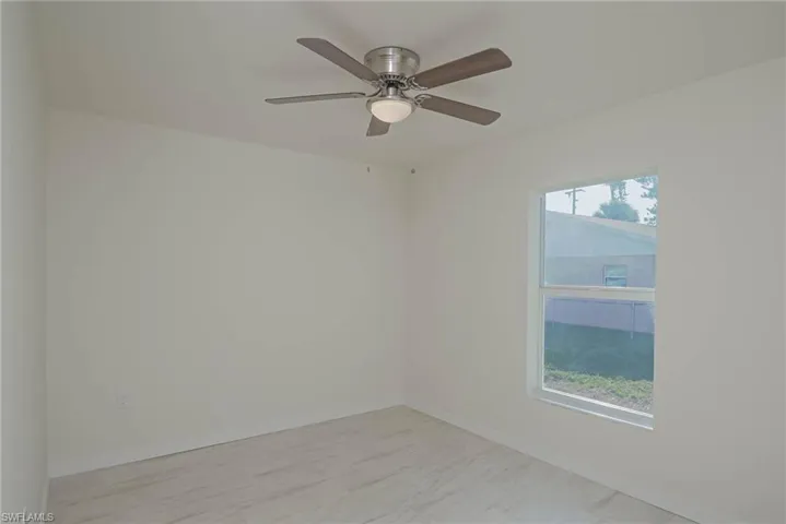 2122  French  ST, Fort Myers, FL 33916