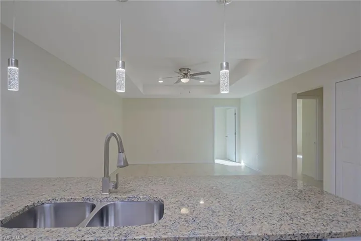 2122  French  ST, Fort Myers, FL 33916