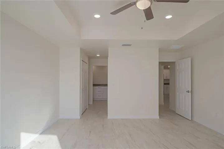 2122  French  ST, Fort Myers, FL 33916