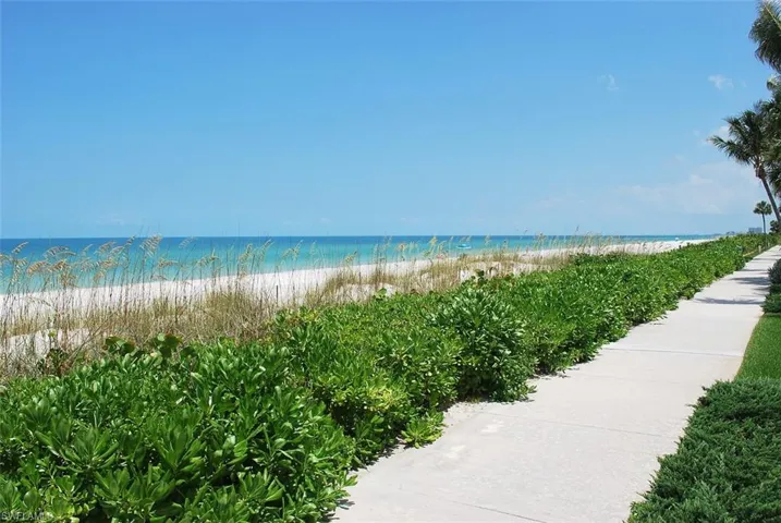 Park Shore beach walk