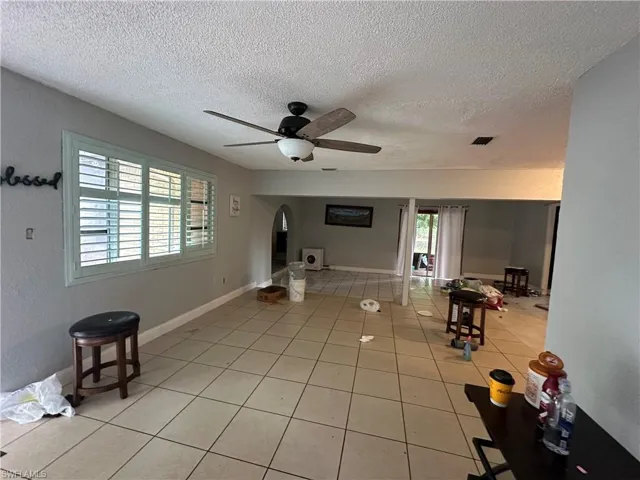 1108  Palm  DR, Immokalee, FL 34142