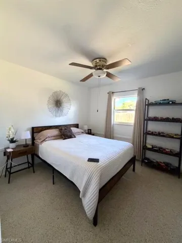 Bedroom with ceiling fan