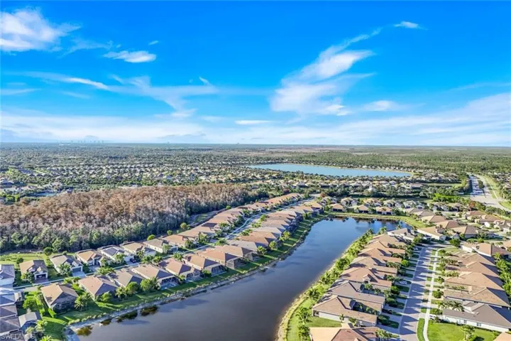 28560  Twain  DR, Bonita Springs, FL 34135
