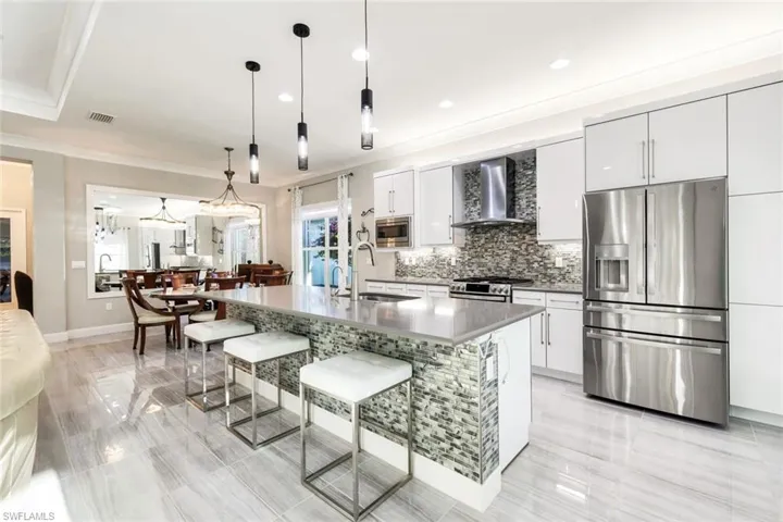 28560  Twain  DR, Bonita Springs, FL 34135