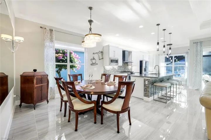 28560  Twain  DR, Bonita Springs, FL 34135