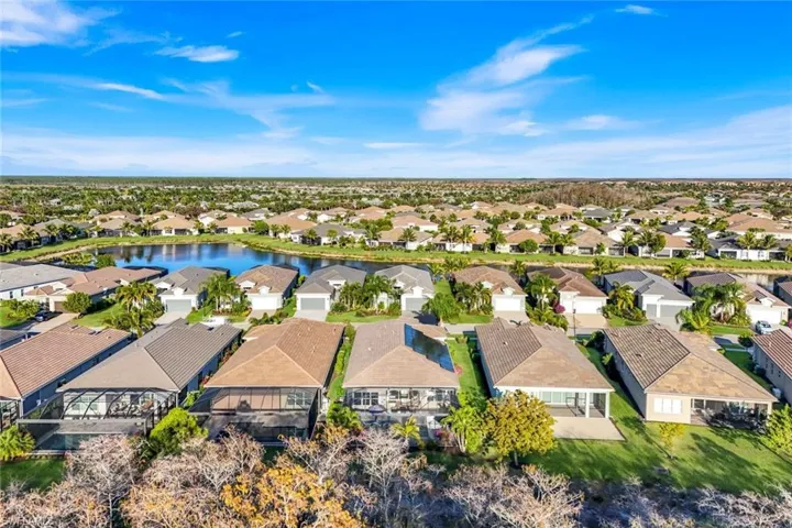 28560  Twain  DR, Bonita Springs, FL 34135