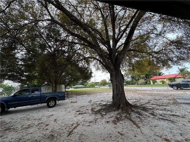 2404  Lake Trafford  RD, Immokalee, FL 34142