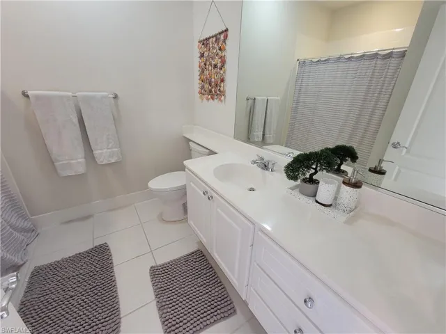 3536 Islandwalk Cir, Naples, Florida 34119