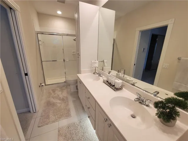 3536 Islandwalk Cir, Naples, Florida 34119