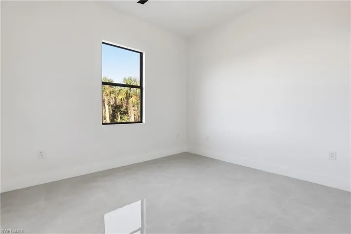 Spare room with baseboards