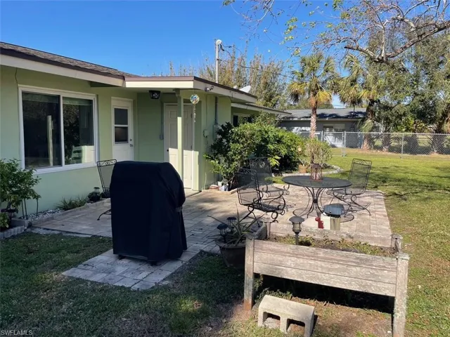 17100 E Lake  DR, North Fort Myers, FL 33917