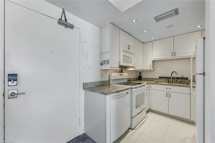 140 Seaview Ct 803n, Marco Island, Florida 34145