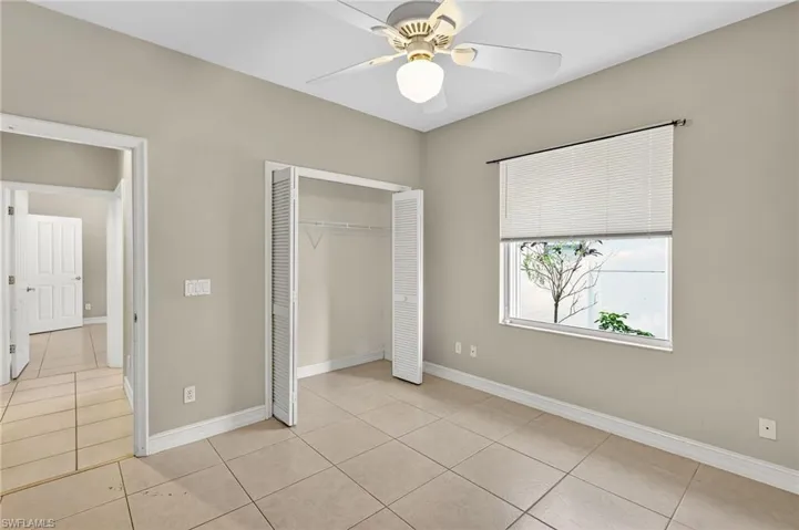 657 109th Ave N, Naples, Florida 34108