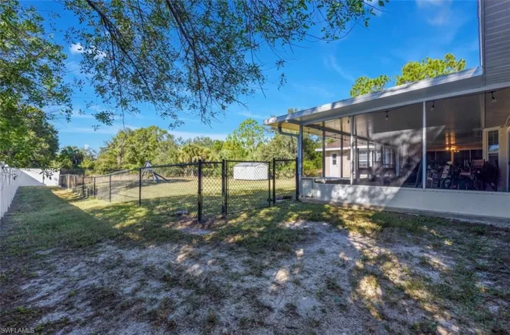 521 Grant Ave, Lehigh Acres, Florida 33972