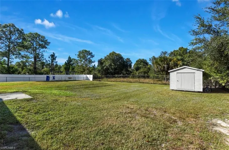521 Grant Ave, Lehigh Acres, Florida 33972