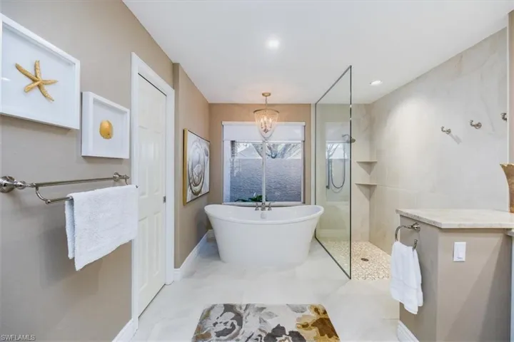 807  Turkey Oak  LN, Naples, FL 34108