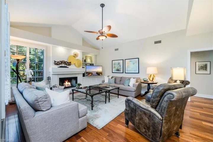 807  Turkey Oak  LN, Naples, FL 34108