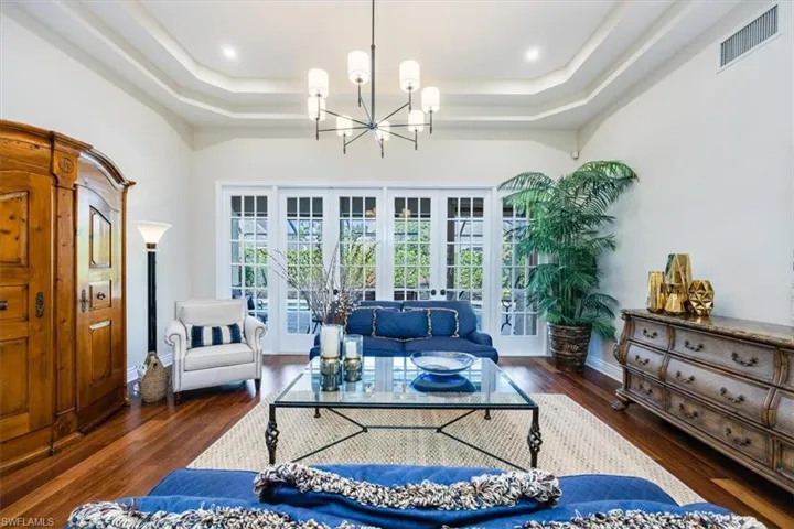 807  Turkey Oak  LN, Naples, FL 34108