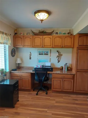 Work Station