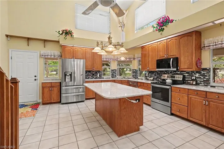 3079 Frontier Cir, LaBelle FL 33935