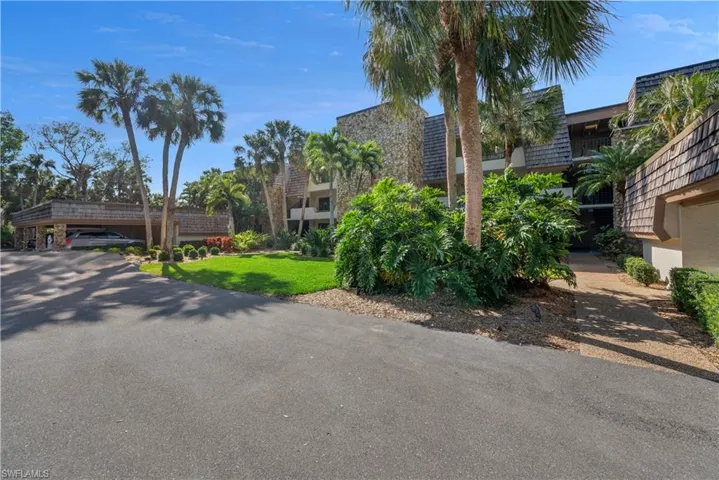 112 Wilderness Dr # 224, Naples, Florida 34105
