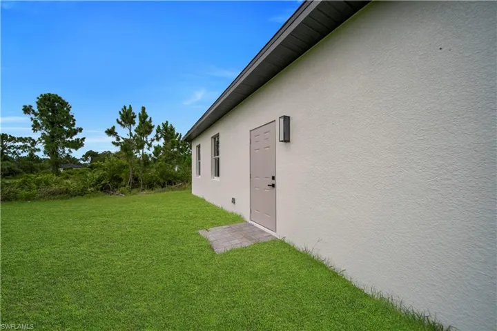707 Randall Ave E, Lehigh Acres, Florida 33974