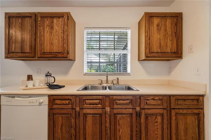 141  Florida  ST, LABELLE, FL 33935