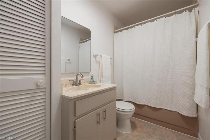 141  Florida  ST, LABELLE, FL 33935