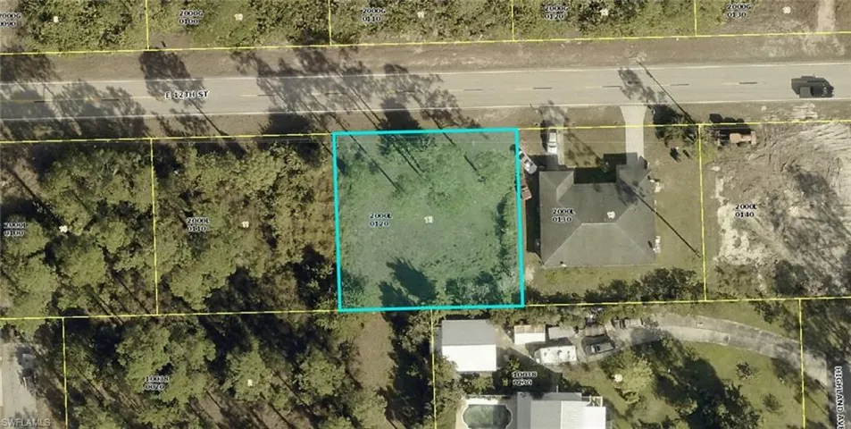 Aerial overview of property's location featuring property boundaries highlighted