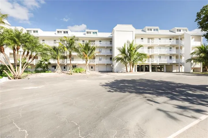 View of apartment building / complex