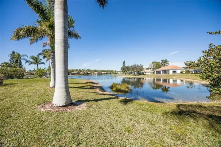 3984  Stonesthrow  CT, Naples, FL 34109